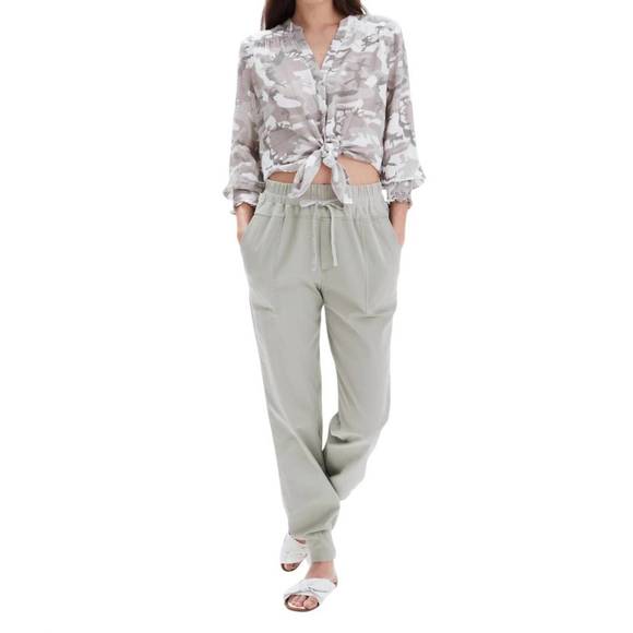 NEW CHRLDR jenny collarless shirt in grey camo - Picture 3 of 5